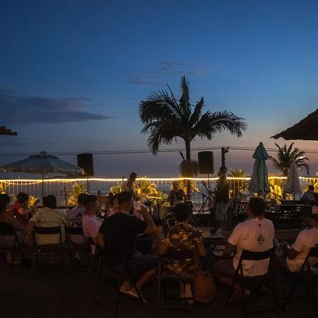 Curvao Surf House Vandrerhjem Guarujá Eksteriør bilde