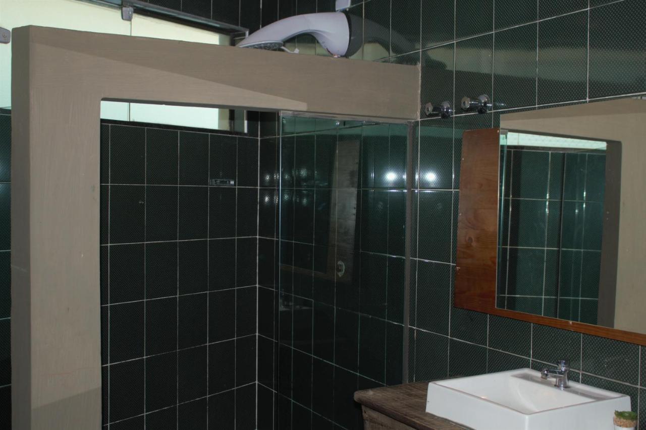 Curvao Surf House Vandrerhjem Guarujá Eksteriør bilde